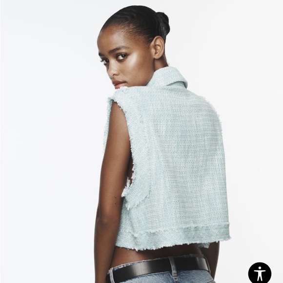 Blue tweed textured Zara vest with buttons - Picture 5 of 12